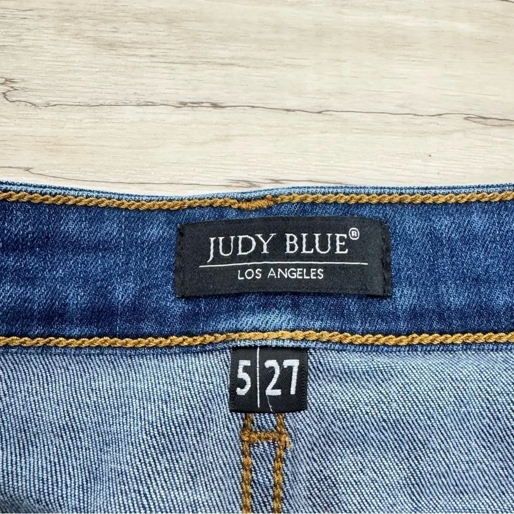 Judy Blue Skinny Fit Blue Jeans Women’s split hem Sz 5/27